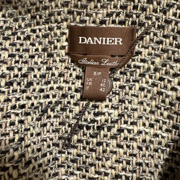 Danier Leather Women's Brown Coat - Picture 3 of 5